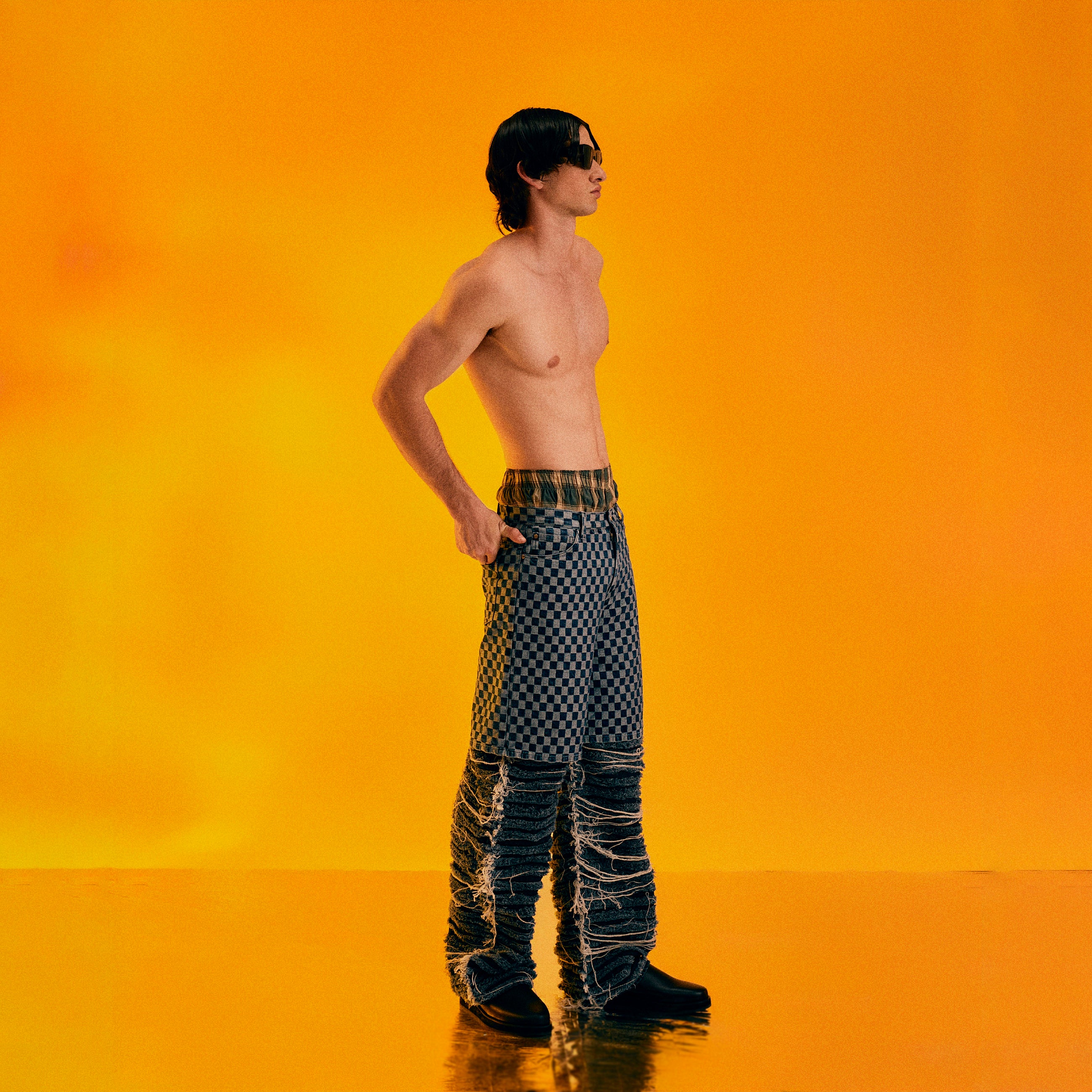 CHECKERED DENIM SHORTS