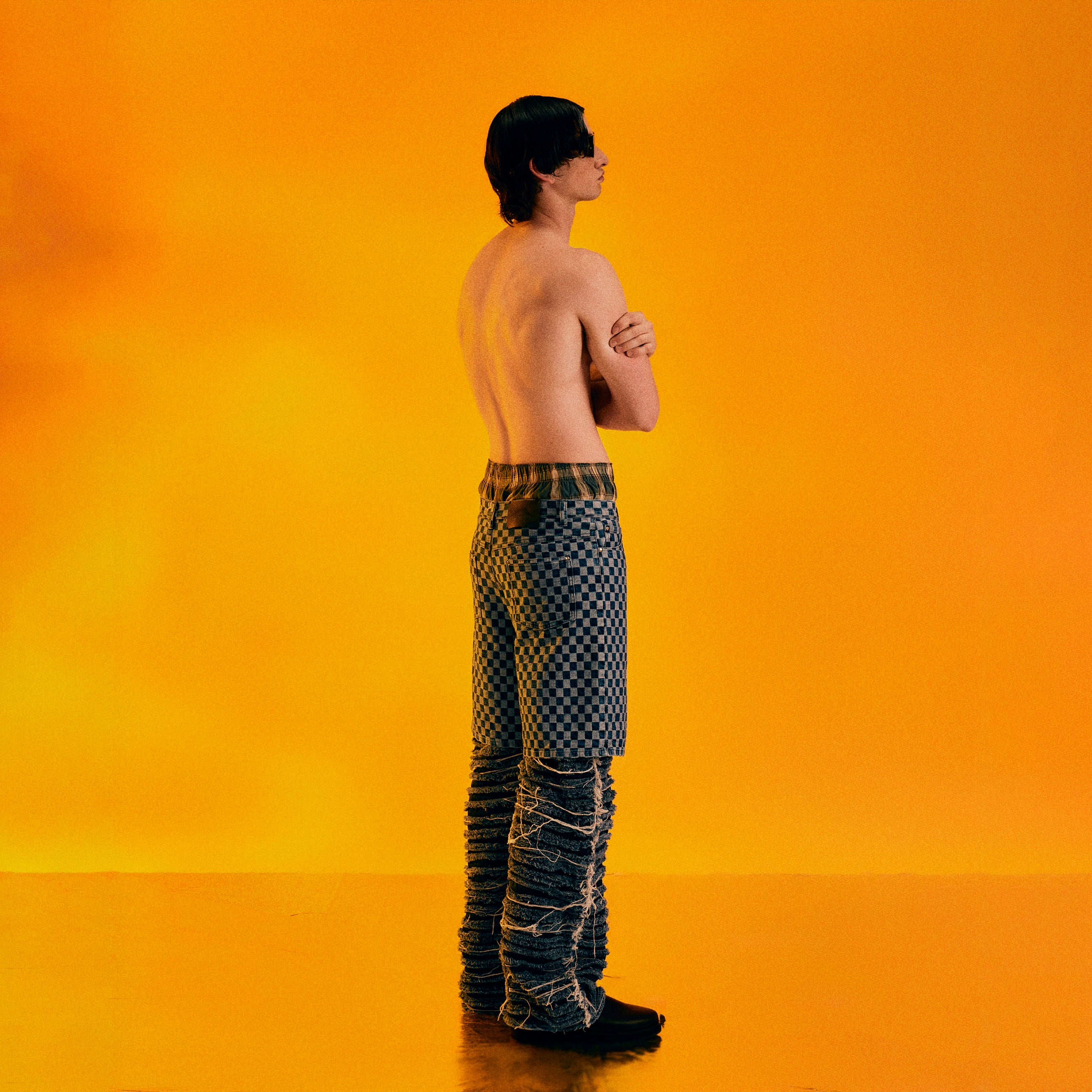 CHECKERED DENIM SHORTS