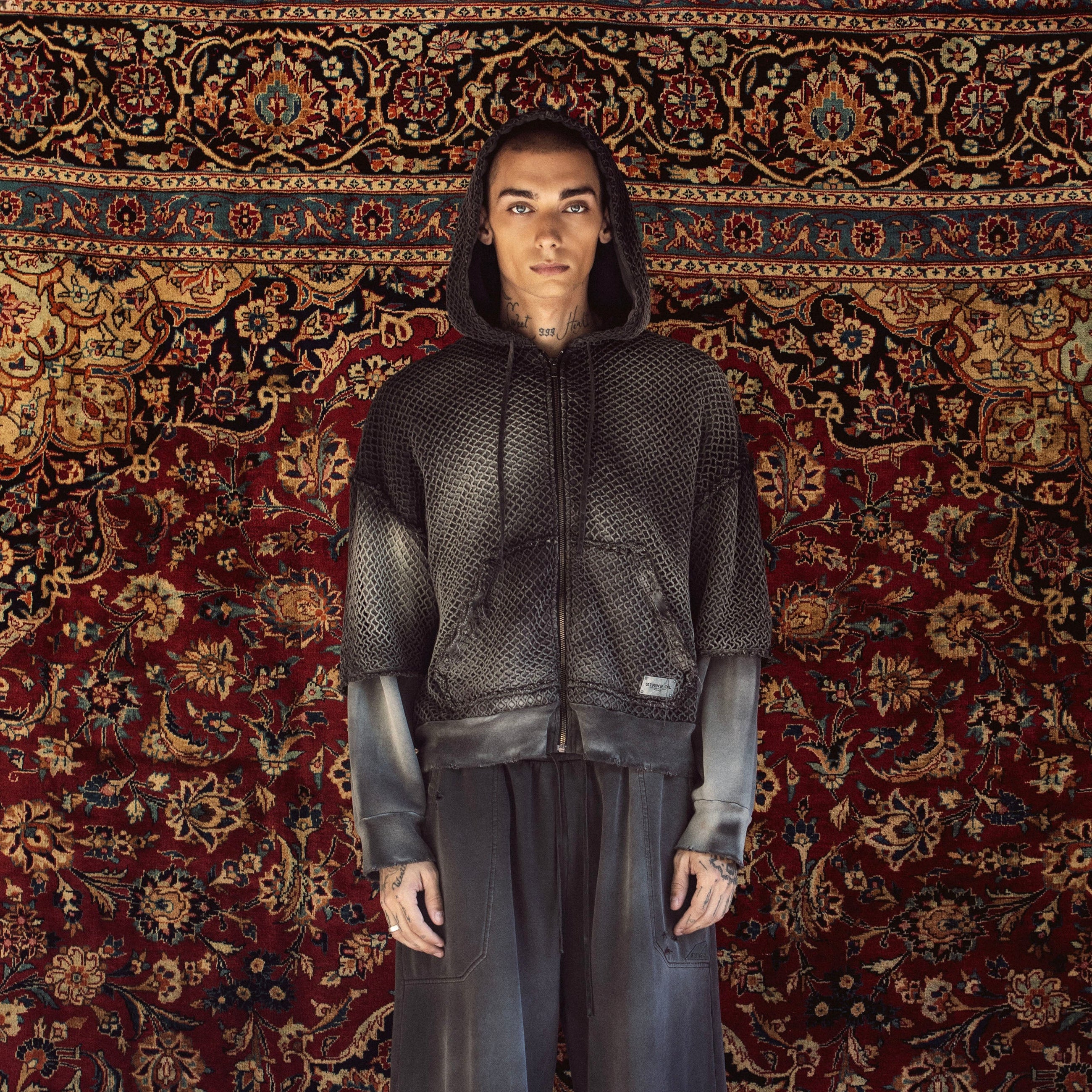 DOUBLE SLEEVE NET ZIP HOODIE IN BLACK