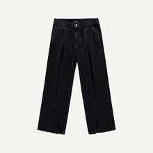 BOX PLEAT JEANS IN BLACK