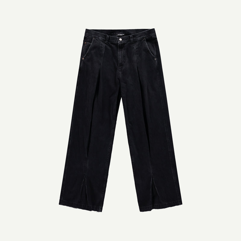 BOX PLEAT JEANS IN BLACK
